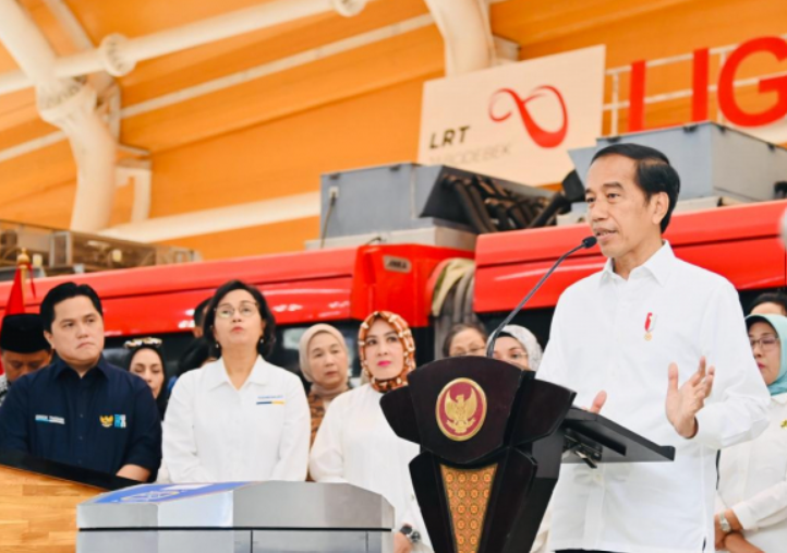 Presiden Jokowi Resmikan LRT