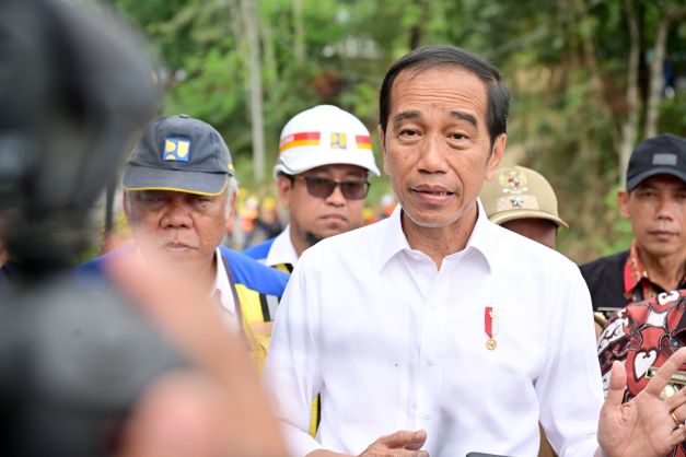 Jokowi Memastikan Bandara IKN