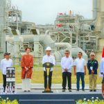 Jokowi Resmikan Proyek LNG