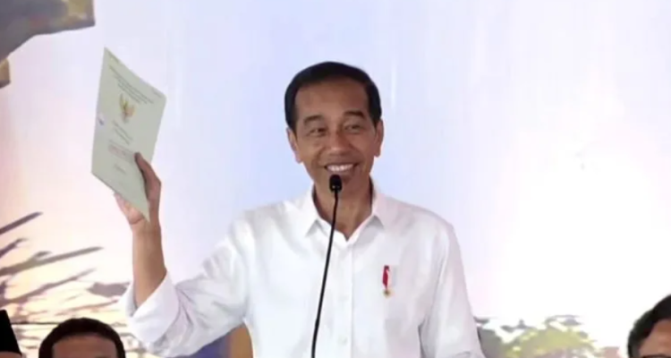 Jokowi: Pembagian sertifikat tanah solusi sengketa lahan