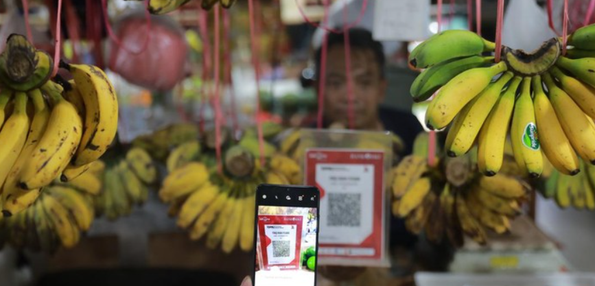 Digital Banking RI Makin Ramai, Transaksi QRIS Tumbuh 130%