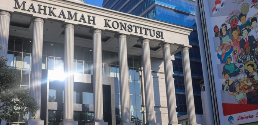 MK: Nepotisme Jokowi dalam Pencalonan Gibran Tak Terbukti!