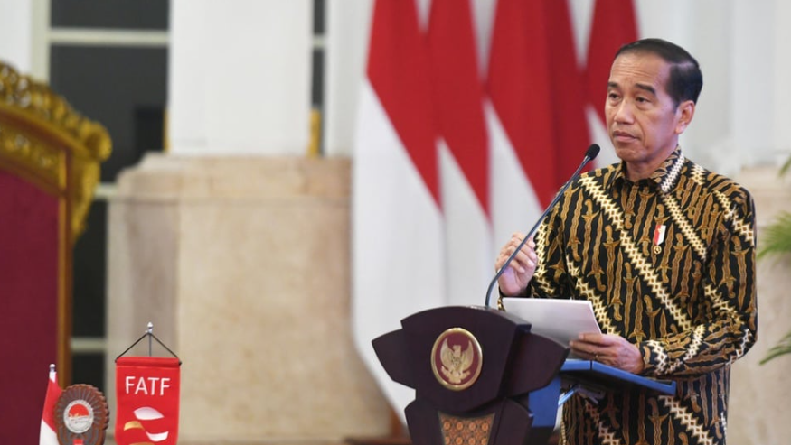 Jokowi Putuskan Wajib Sertifikasi Halal bagi UMKM Mundur ke 2026