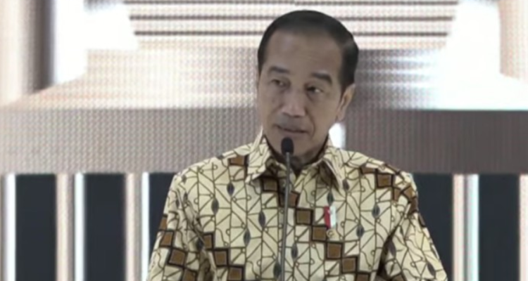 Di Tengah Gejolak Global, Jokowi Pastikan Ekonomi & Politik RI Stabil
