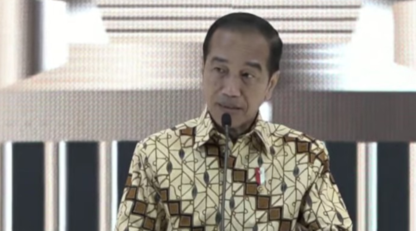 Di Tengah Gejolak Global, Jokowi Pastikan Ekonomi & Politik RI Stabil