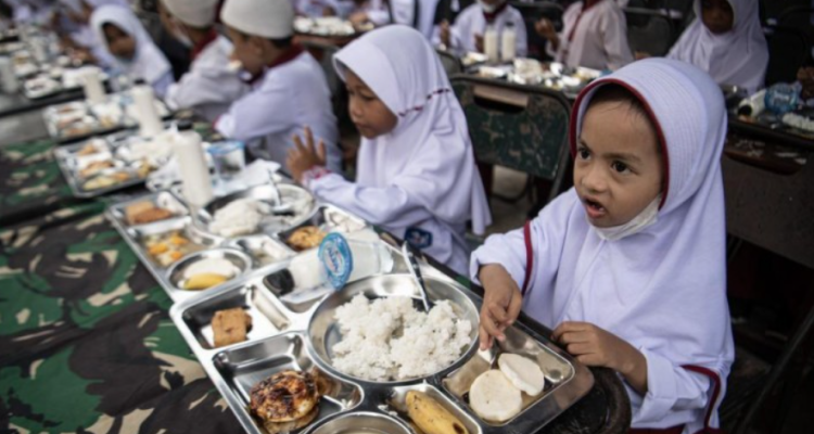 Penerapan Food Lost dan Food Waste Pada Program Makan Gratis