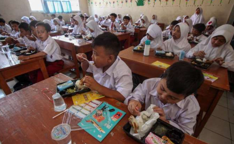 Dukung Program Makan Bergizi Gratis, Pemerintah akan Berbagi Beban dengan Pemda
