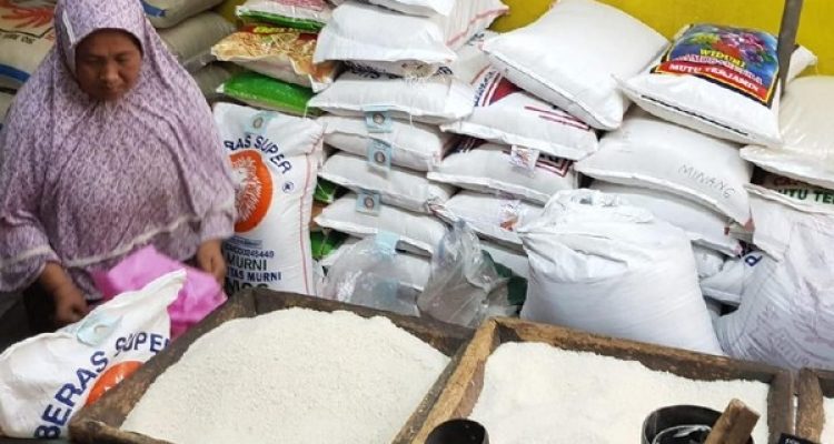 Distribusi Masif Beras SPHP Terbukti Tekan Harga Beras di Pasar