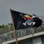 Foto ilustrasi. Bendera Bajak Laut ala One Piece dikibarkan jelang kemerdekaan RI. (pinterest)