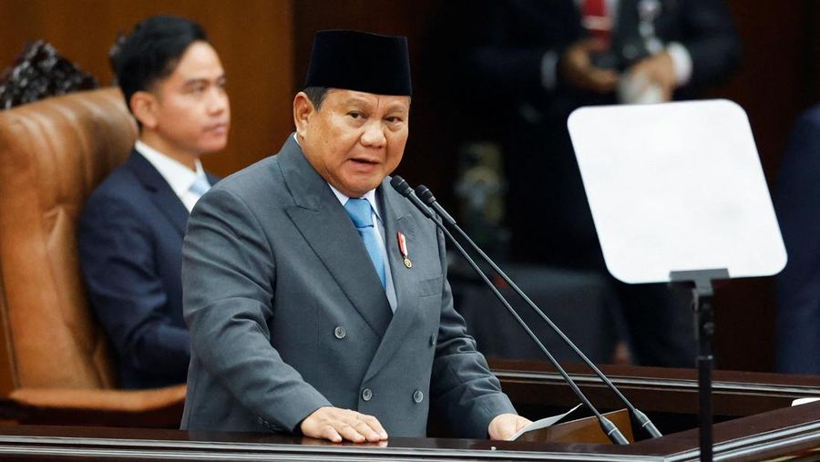 Presiden Indonesia Prabowo Subianto menyampaikan Pidato Kenegaraan tahunannya, menjelang Hari Kemerdekaan negara ini, di Jakarta, Indonesia, 15 Agustus 2025. (REUTERS/Ajeng Dinar Ulfiana)